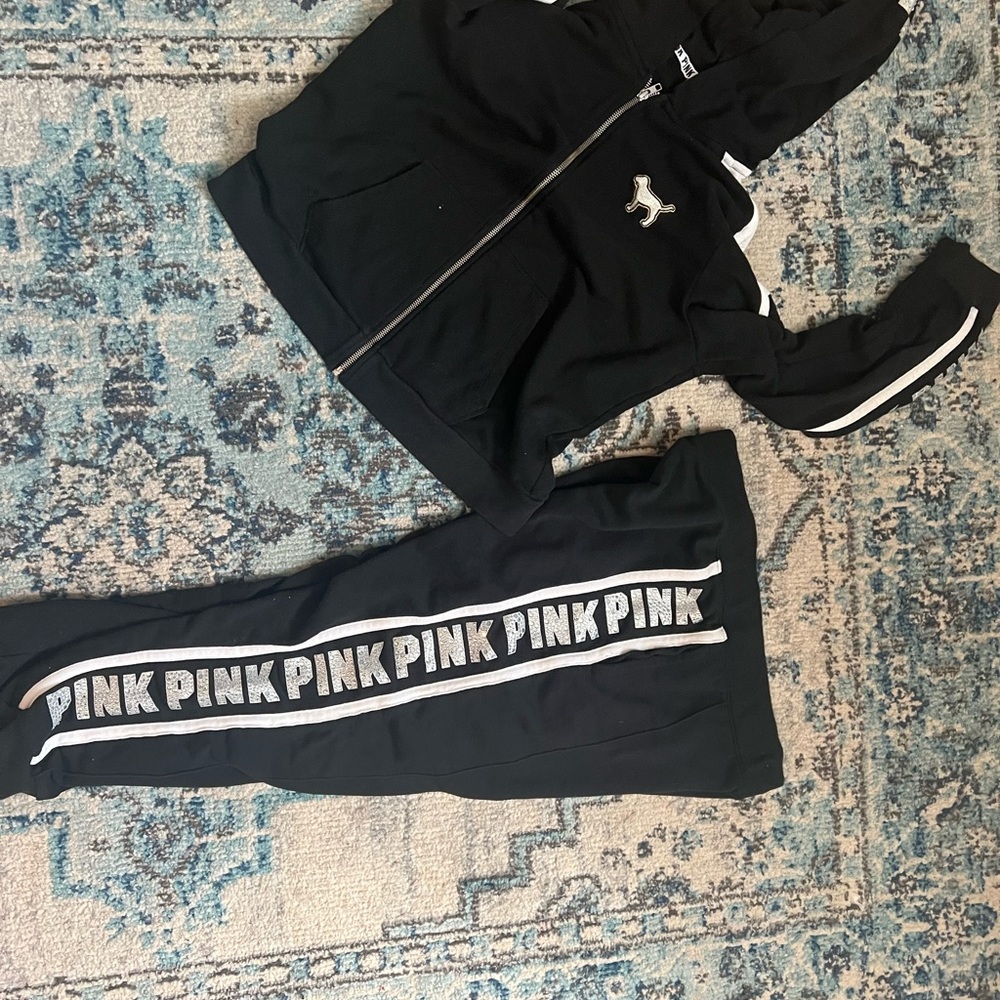VICTORIA SECRET PINK RHINESTONE JOGGING SUIT